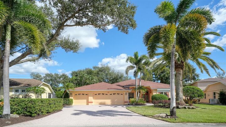 Property Photo:  9488 Hawksmoor Lane  FL 34238 