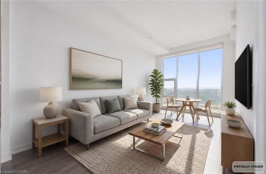 Property Photo:  85 Duke Street 1707  ON N2H 0B7 