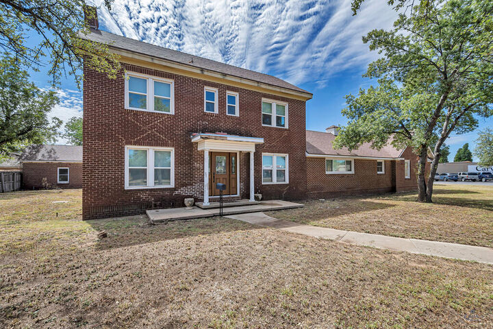 Property Photo:  100 Washington Blvd  TX 79720 