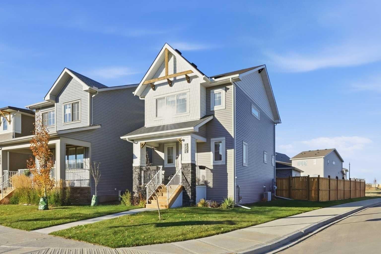 Property Photo:  1501 3 Street SE  AB T1V 0L1 