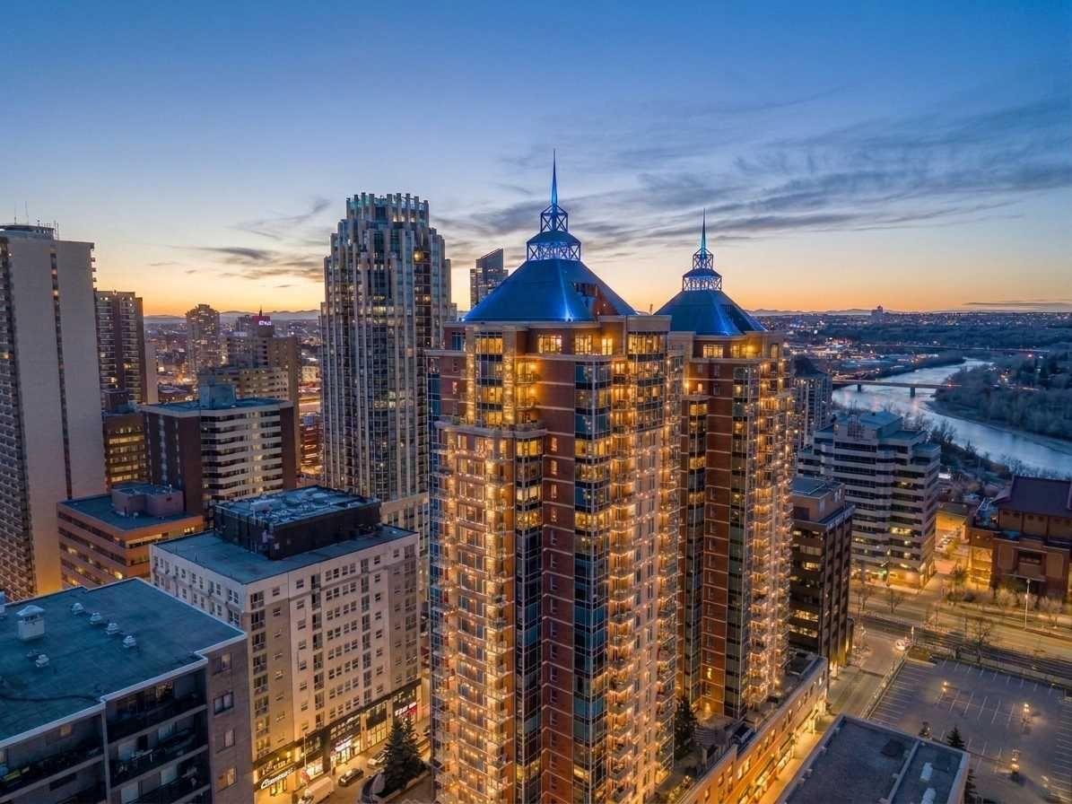 Property Photo:  910 5 Avenue SW 2308  AB T2P 0C3 