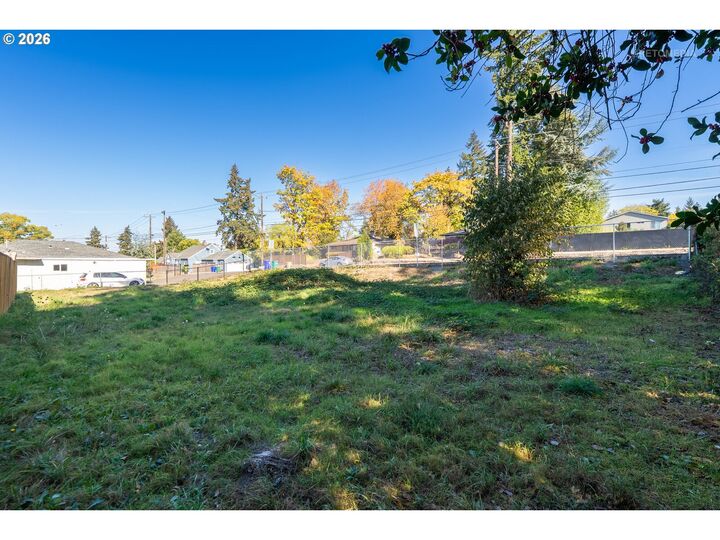 Property Photo:  12909 SE 29th Ave  OR 97222 