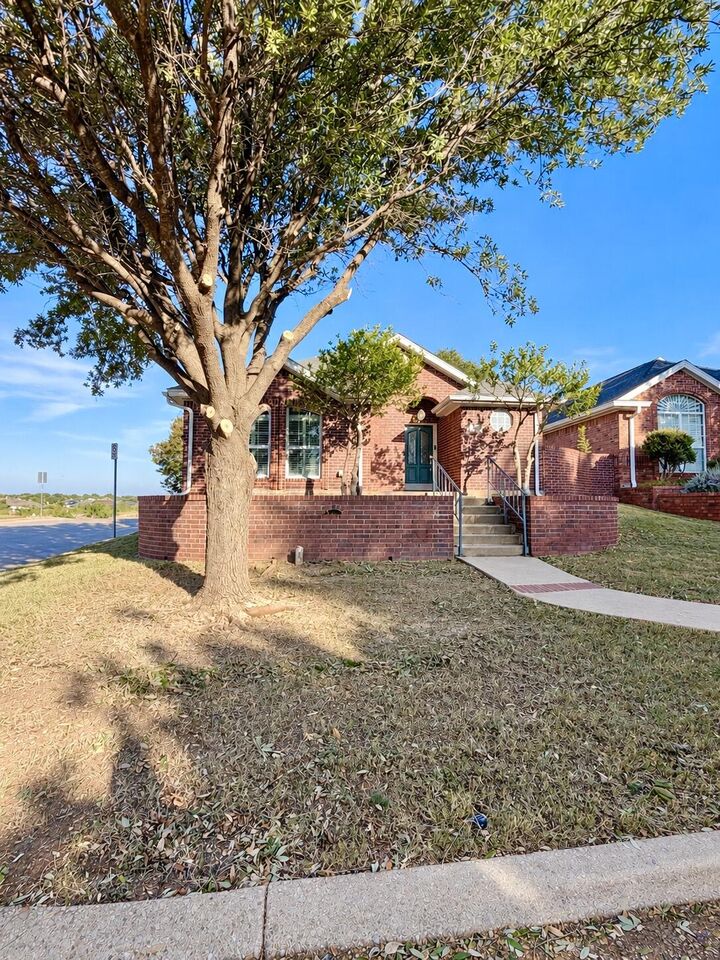 Property Photo:  10 Southridge Drive  TX 76904 
