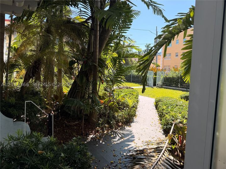Property Photo:  541 13th St 9  FL 33139 