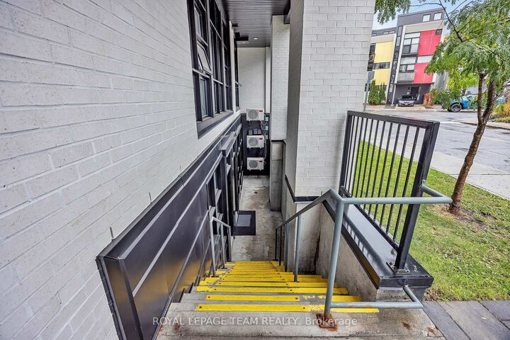 Property Photo:  101 Pinhey Street B01  ON K1Y 1T7 