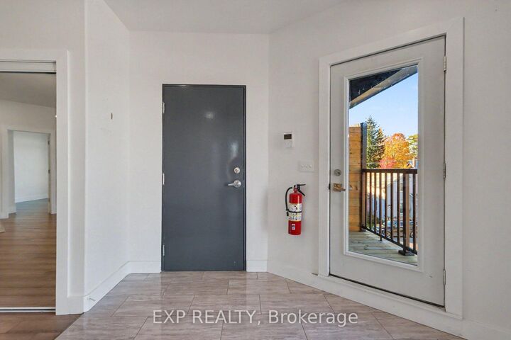 Property Photo:  117 Drummond Street W 4  ON K0G 1N0 