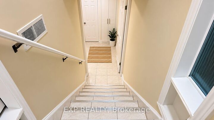 Property Photo:  3425 Laddie Crescent Lower  ON L4T 1N2 