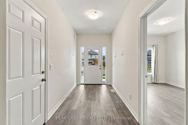 Property Photo: 21 Barker Parkway ON L2V 0B7