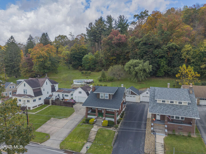 Property Photo: 2224 Franklin Street PA 15905