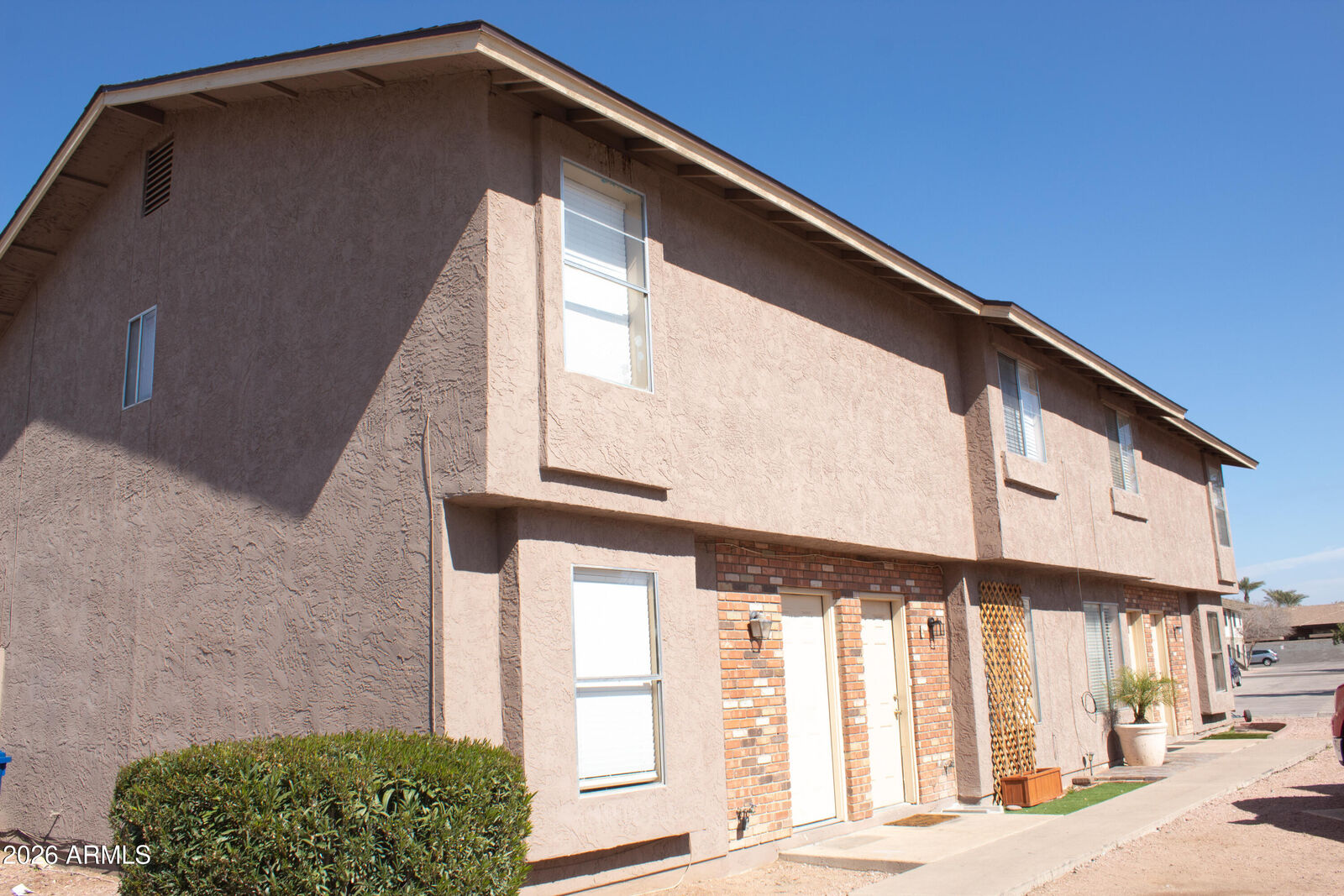 Property Photo:  1449 E Knoll Circle 1  AZ 85203 