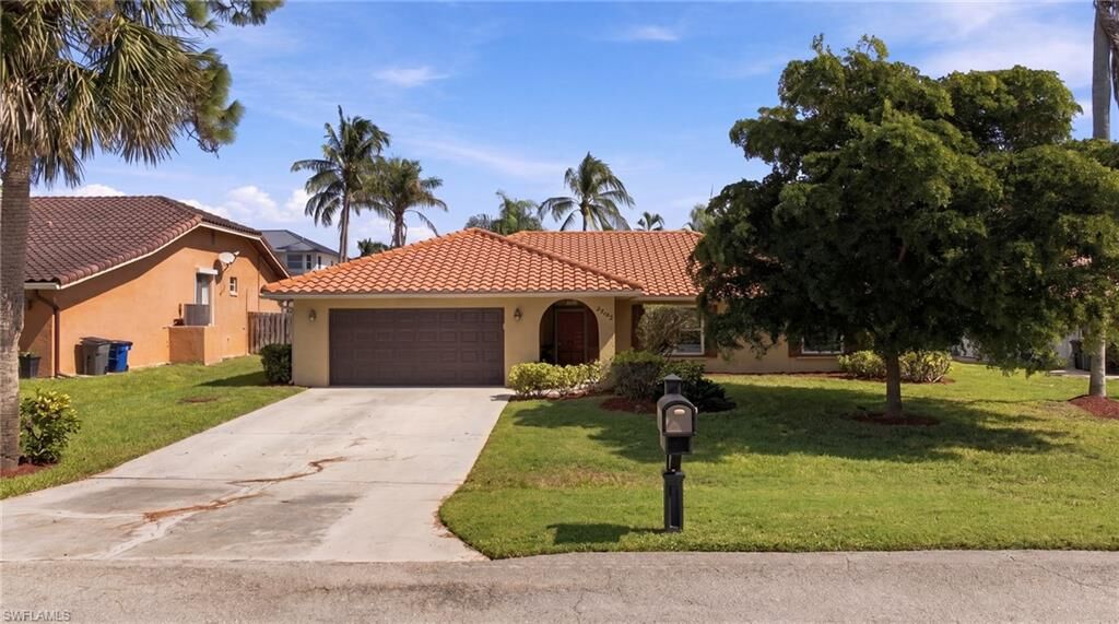 Property Photo:  27152 Edenbridge Ct  FL 34135 