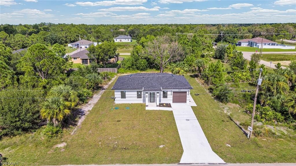 Property Photo: 867 Millpond St E FL 33974