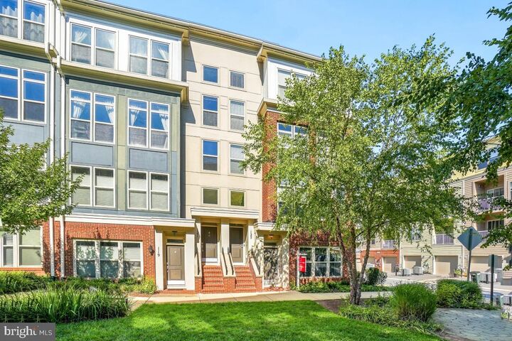 Property Photo: 121 Copley Circle 34B MD 20878