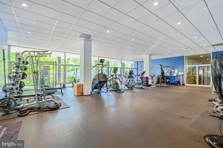 Property Photo:  1301 Delaware Avenue SW N723  DC 20024 