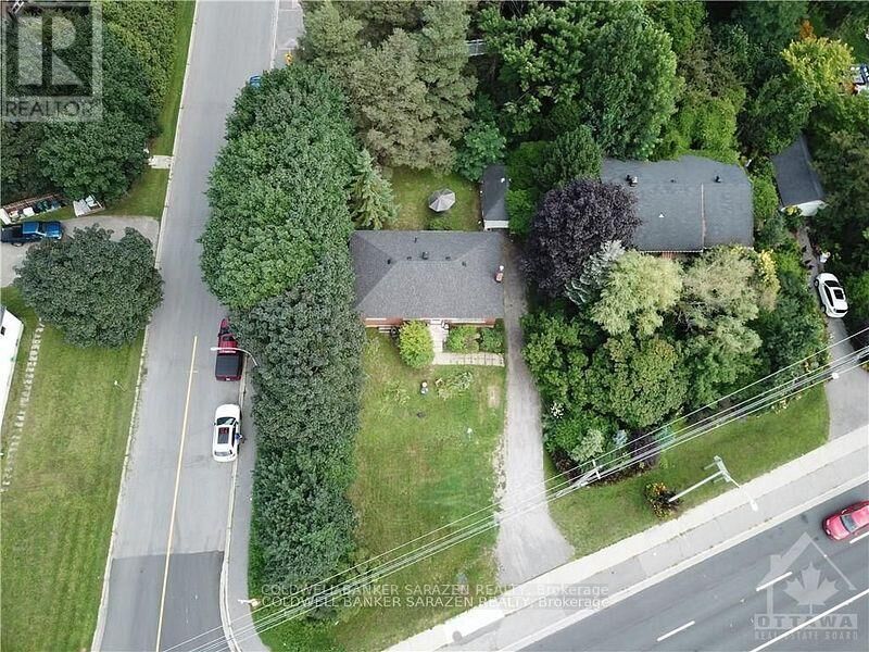 Property Photo: 2831 Bank Street ON K1T 1N2