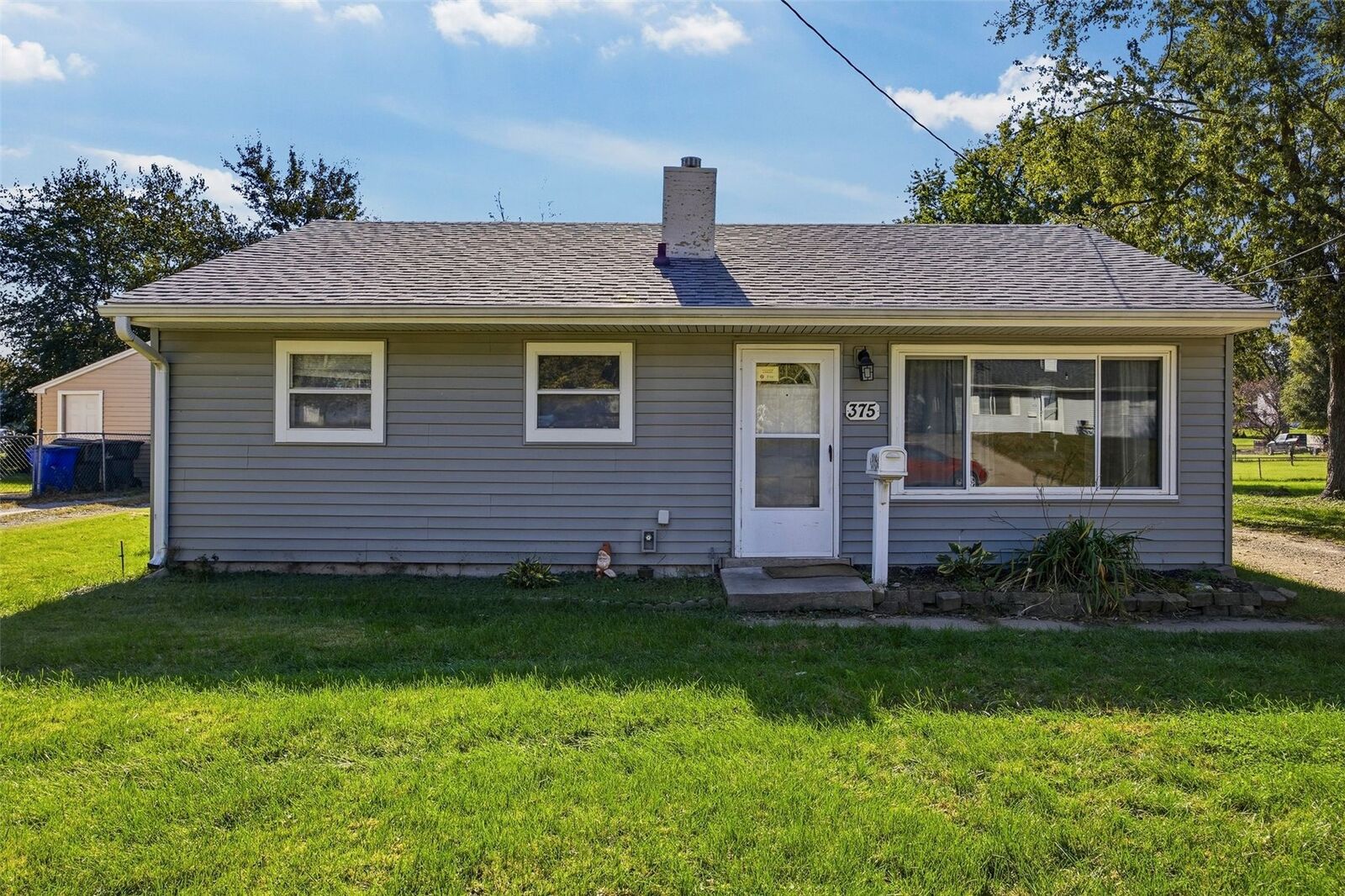Property Photo: 375 26th Avenue SW IA 52404