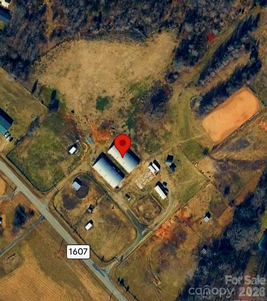 Property Photo:  702 Ike Lynch Road  NC 28034 