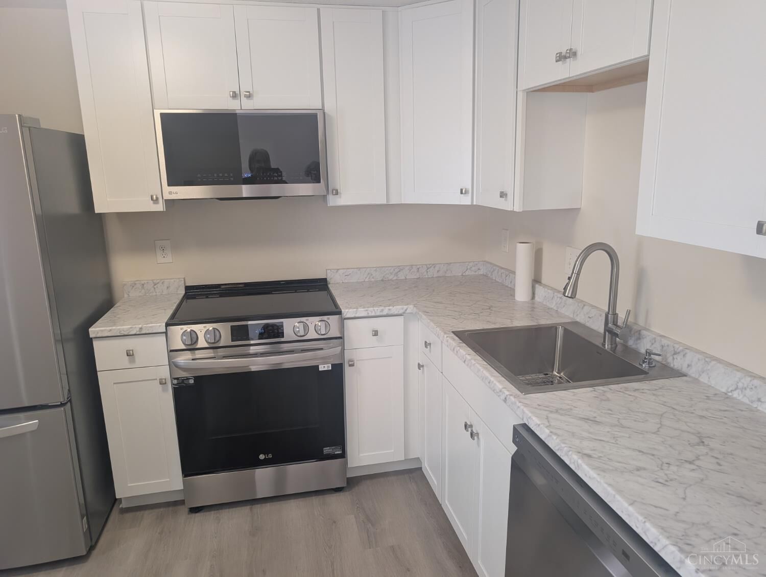 Property Photo:  2871 Mossy Brink Court  OH 45039 