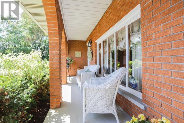 Property Photo: 451 Shannon Rd ON P6A 4K9