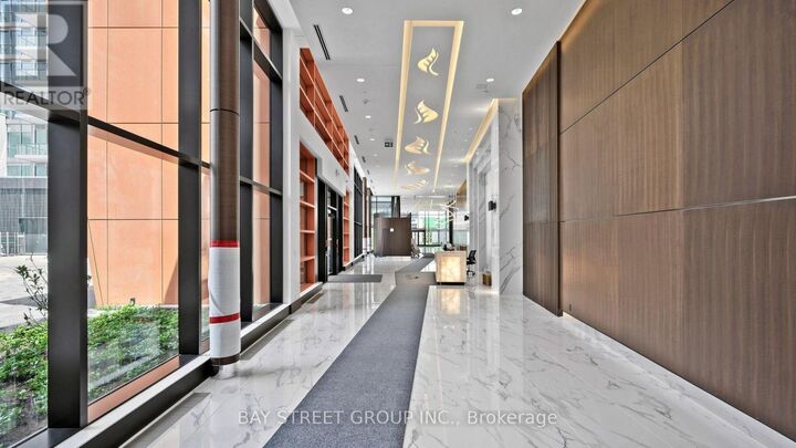 Property Photo:  95 McMahon Drive 2515  ON M2K 0H2 