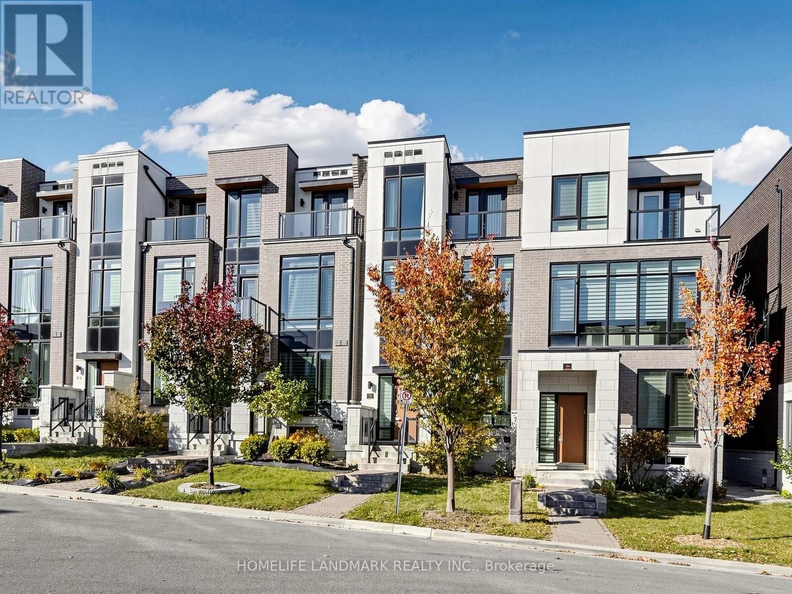 Property Photo:  38 Aylin Crescent  ON L6A 4Z8 