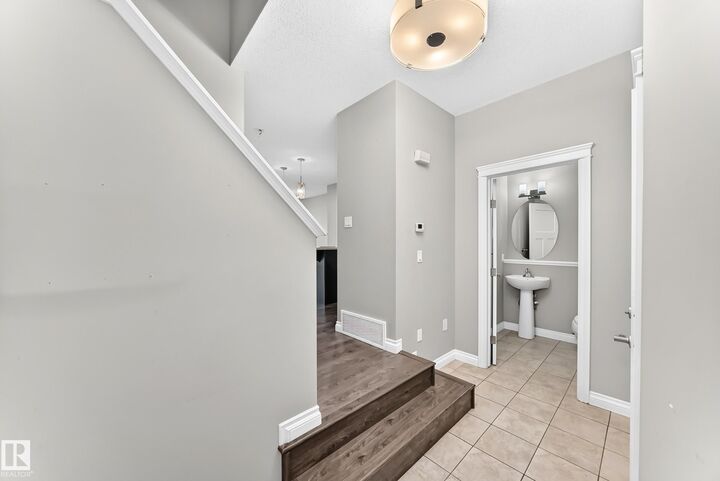 Property Photo:  260 Sturtz Bend  AB T9E 0X4 