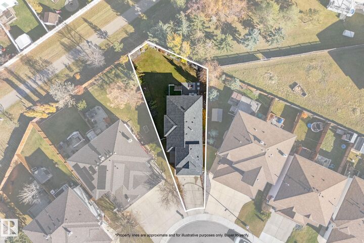 Property Photo: 15849 69 Street NW AB T5Z 3A6