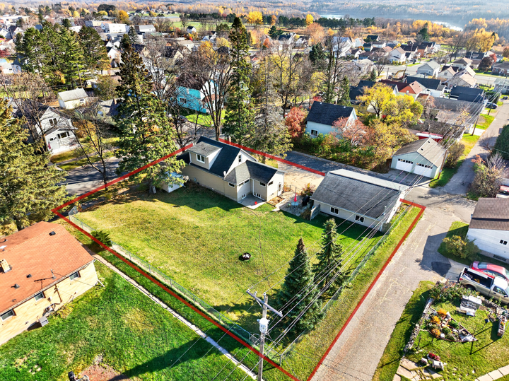 Property Photo:  201 Virginia Avenue W  MN 55741 