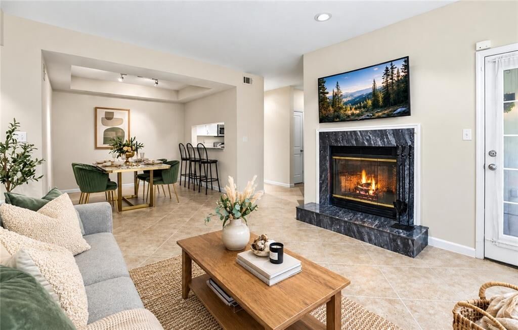 Property Photo: 240 Renaissance Parkway NE 211 GA 30308