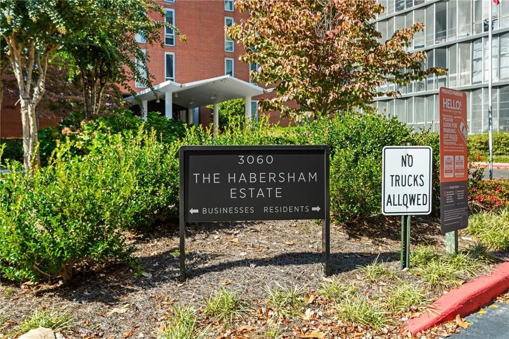Property Photo:  3060 Pharr Court North NW 216  GA 30305 