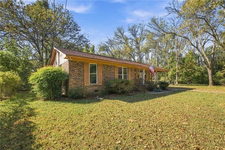 Property Photo: 16 Mango Road NE GA 30161