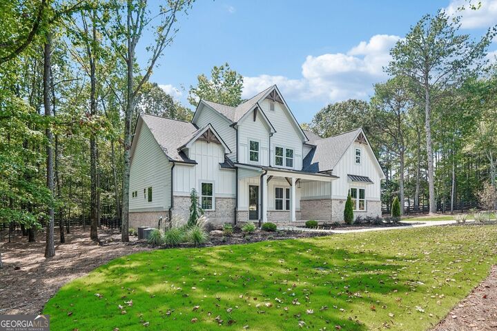 Property Photo:  2390 Glade Overlook  GA 30041 