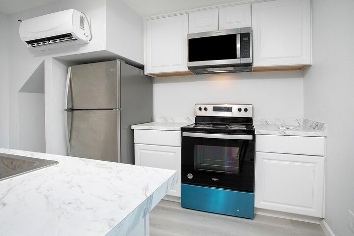 Property Photo:  2710 Flint Street B  TX 75701 