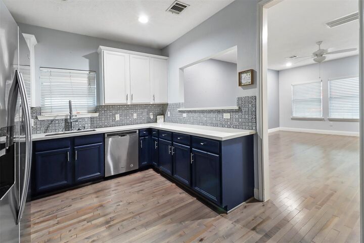 Property Photo:  1828 Fletcher Street  TX 77009 