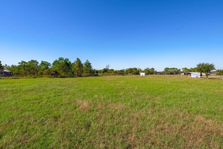 Property Photo: 4922 Avenue O TX 77510