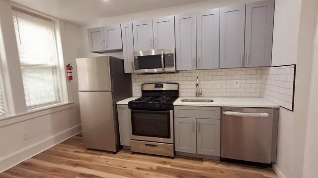 Property Photo:  318 28th St 1R  NJ 07087 