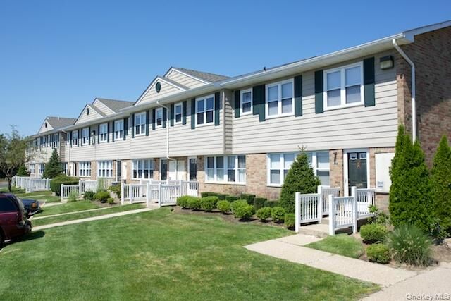 Property Photo: 1355 Roanoke Avenue 11la NY 11901