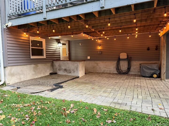 Property Photo:  77 Elk Road  NY 12533 