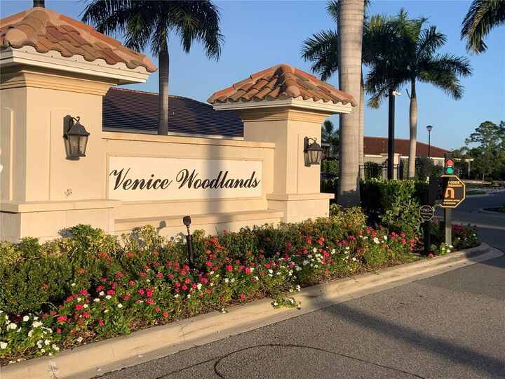 Property Photo:  412 Daylily Boulevard  FL 34275 