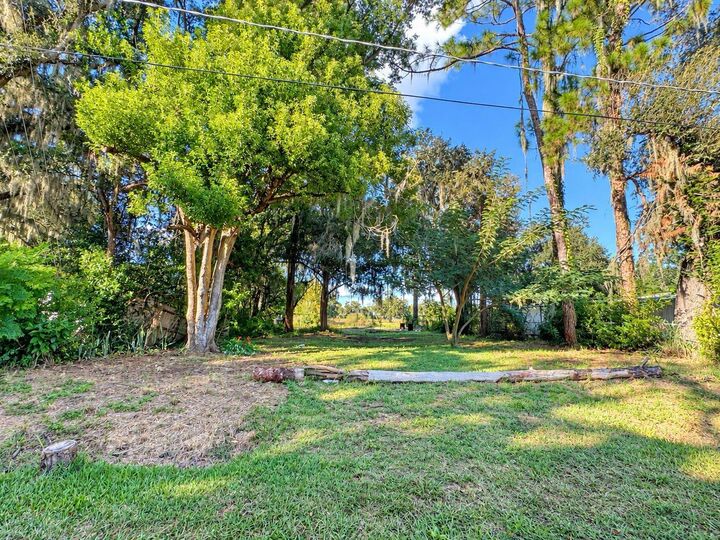 Property Photo:  701 Marianna Road  FL 33823 