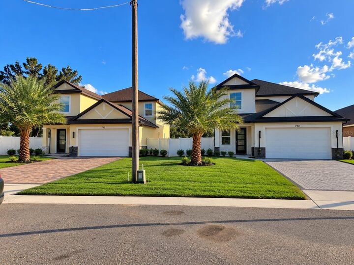 Property Photo:  730 Magnolia Street  FL 34787 