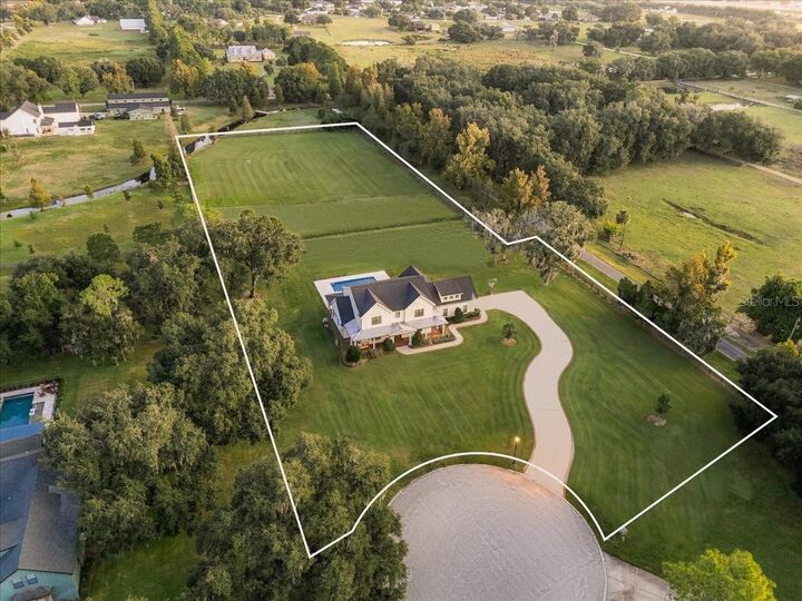 Property Photo:  888 Twin Oaks Lane  FL 33880 
