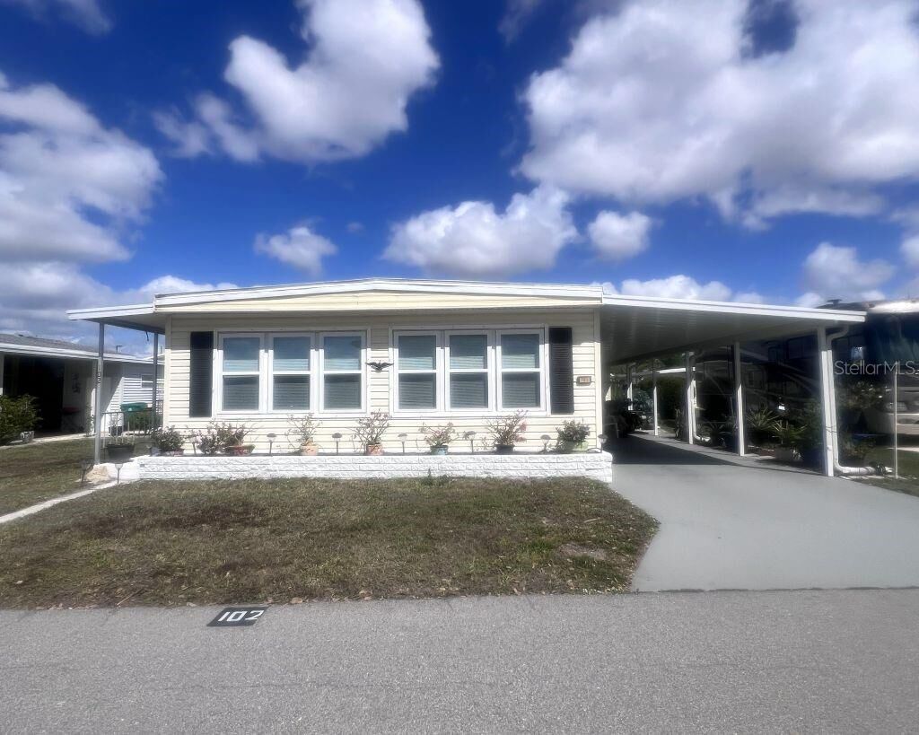Property Photo: 102 Trout FL 33950