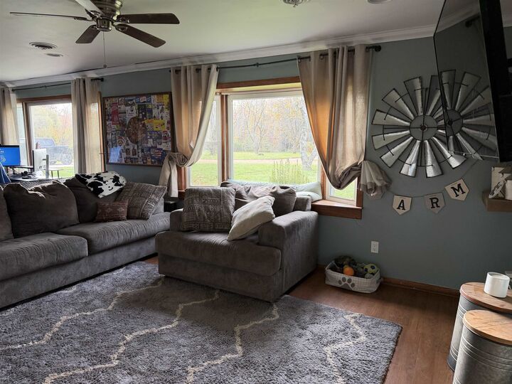Property Photo:  4903 E Valley Road  MI 48858 