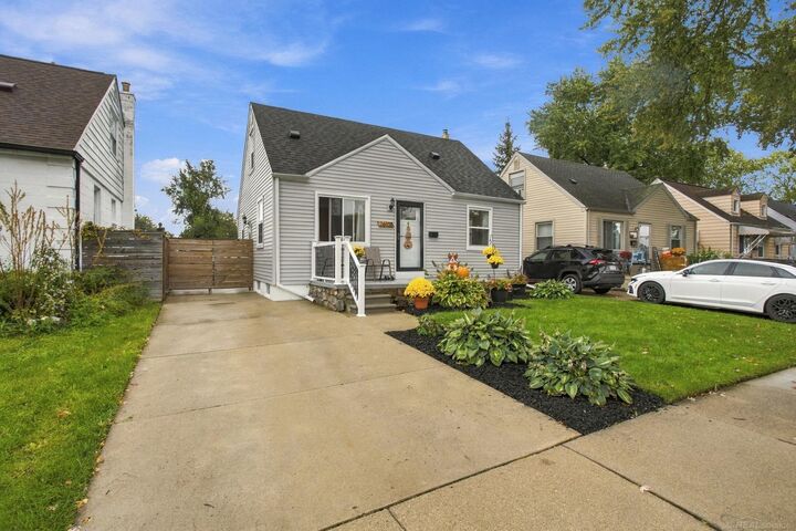 Property Photo:  26108 Culver Street  MI 48081 