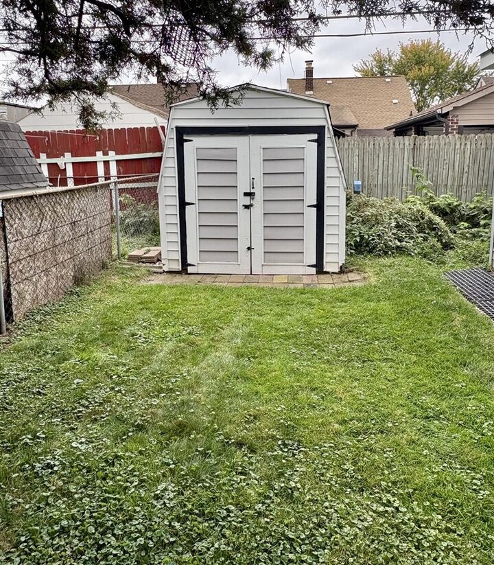 Property Photo: 1857 Council Avenue MI 48146-1207