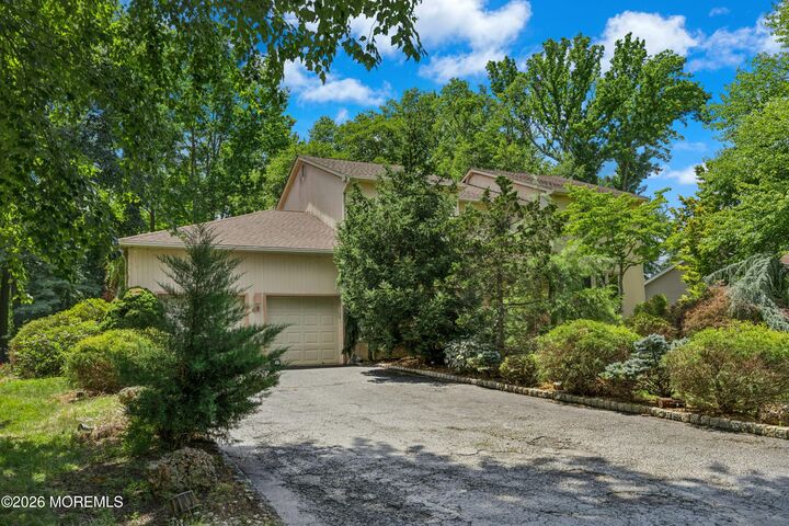 Property Photo:  40 Vista Drive  NJ 07751 