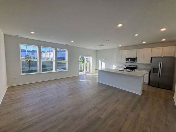 Property Photo:  12205 Allburry Drive  IL 60142 