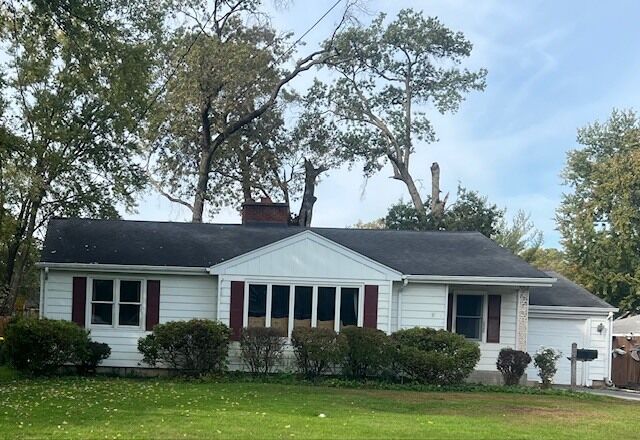 Property Photo: 220 Brownell Street IL 60476