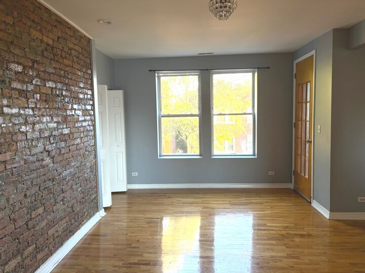 Property Photo:  1419 E 68th Street 3  IL 60637 